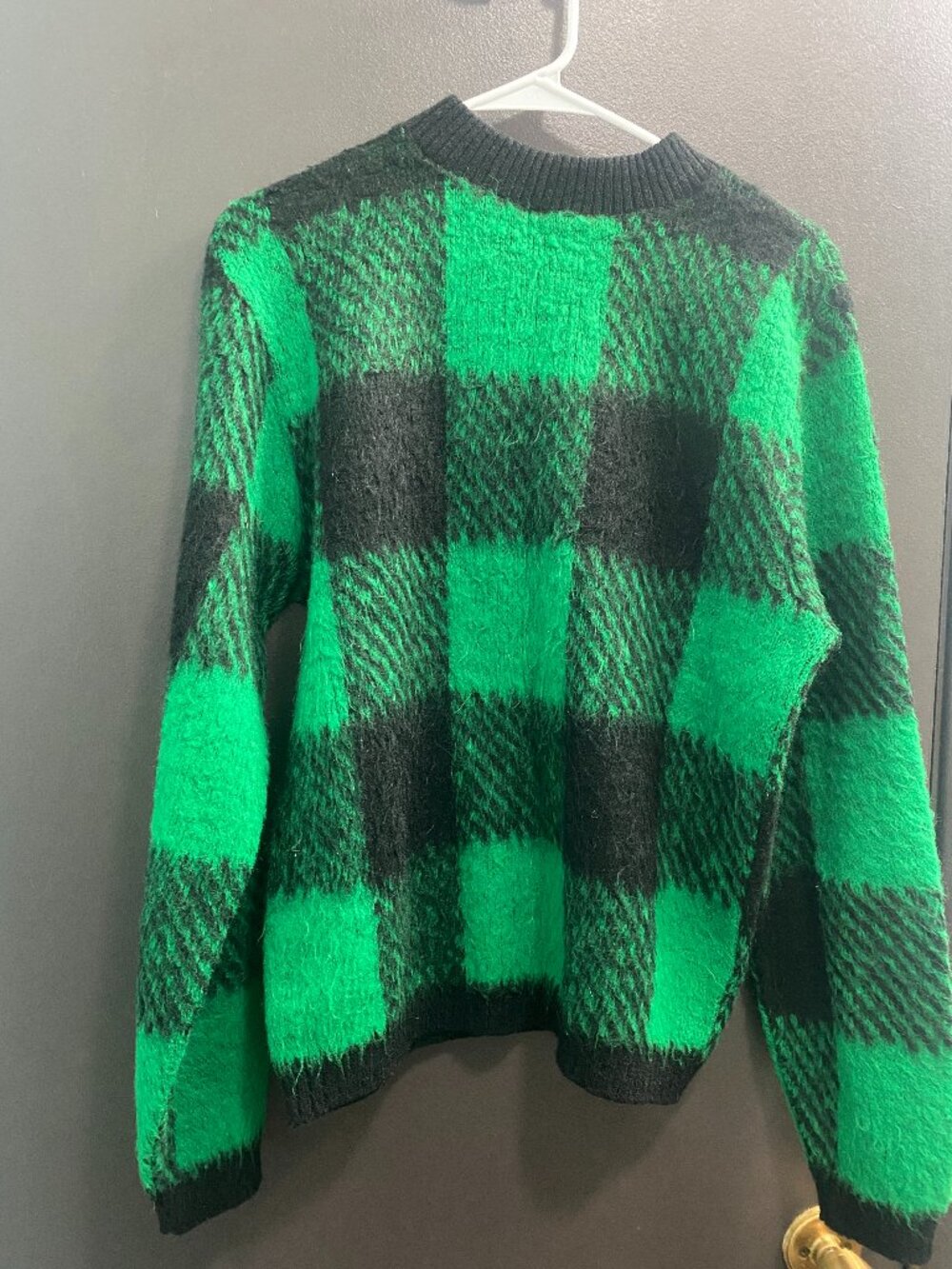 Vintage Arrow Cum Laude Green Buffalo Plaid Sweater Medium